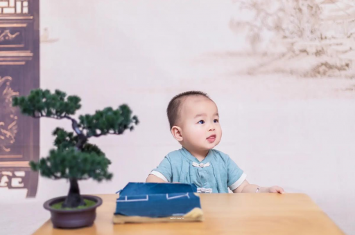 禹州宝宝眼屎多是什么原因